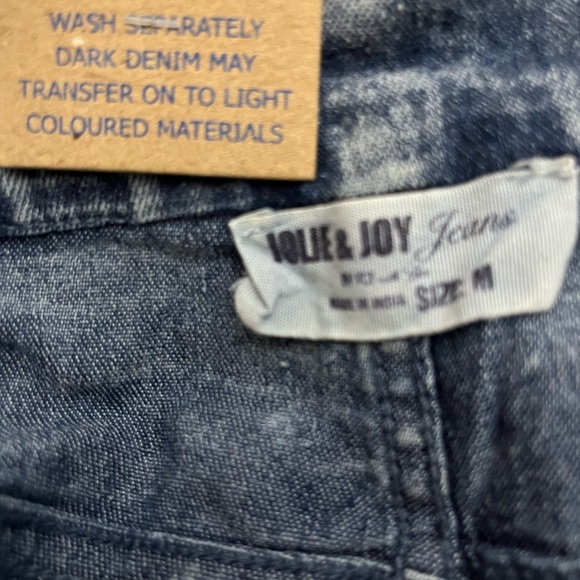 Junior Plus Denim Jean Shorts Size Medium - Picture 5 of 5